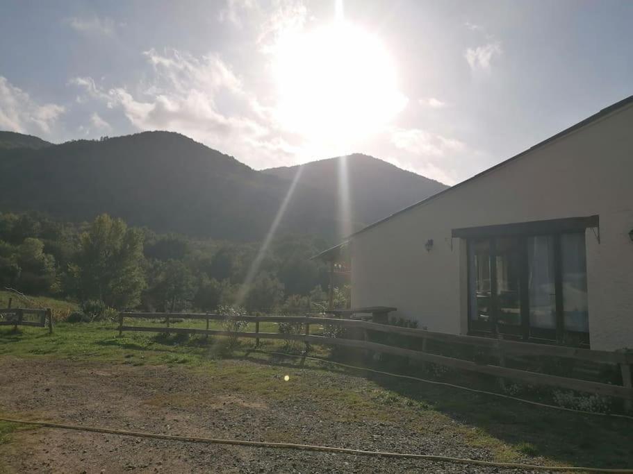 Bright Loft With Mountain And Nature View Sougraigne Εξωτερικό φωτογραφία