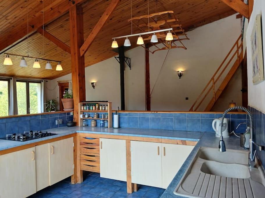 Bright Loft With Mountain And Nature View Sougraigne Εξωτερικό φωτογραφία