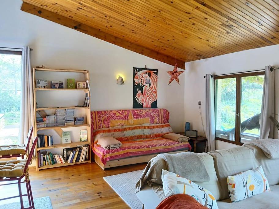 Bright Loft With Mountain And Nature View Sougraigne Εξωτερικό φωτογραφία